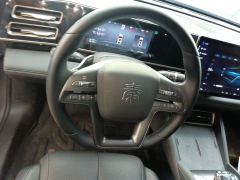 BYD Qin L DM-i Smart Driving Edition 1.5L 120km Elite Edition - photo 11