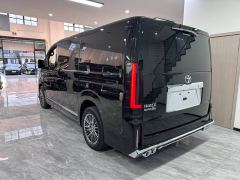 Toyota HIACE High-spec version - photo 15