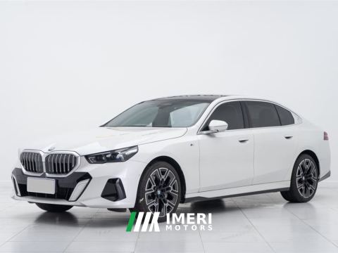 2024 BMW 5 Series 530Li Luxury M Sport Package - ავტომობილი ჩინეთიდან