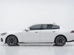 BMW 5 Series 530Li Luxury M Sport Package - ფოტო 8
