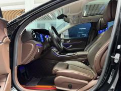 Mercedes-Benz E-Class E 260 L - photo 9