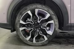 Lynk & Co 06 1.5T Shero Pink Special Edition - фото 6
