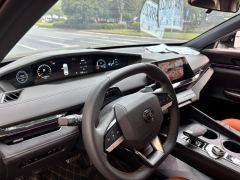 Changan UNI-V 1.5T Premium Edition - ფოტო 4