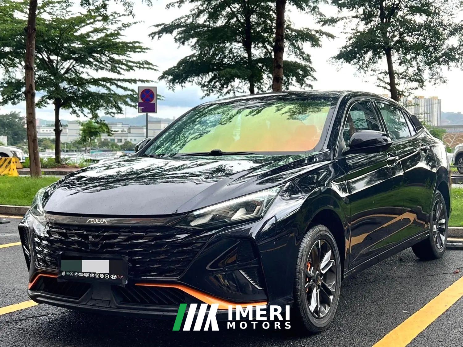 Dongfeng Fengshen Yixuan Mach Edition 1.5L Dual Clutch Chasing Wind Edition