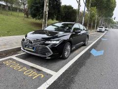 Toyota Camry Hybrid 2.0L Premium - ფოტო 1