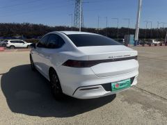 BYD Qin PLUS DM-i Honor Edition 1.5L 55km Leading Edition - ფოტო 4