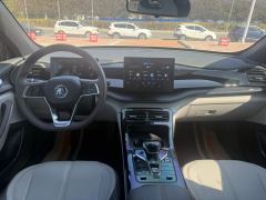 BYD Qin PLUS DM-i Honor Edition 1.5L 55km Leading Edition - ფოტო 9
