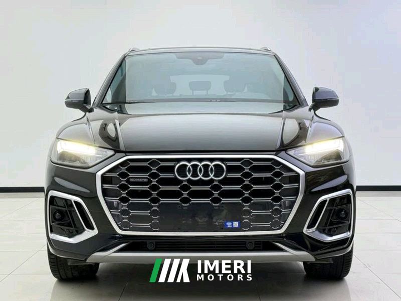 Audi Q5L 45 TFSI Luxury Dynamic Edition