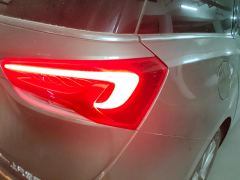 Buick GL6 323T Luxury Version - ფოტო 5