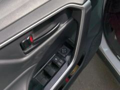 Toyota RAV4 2.0L 2WD Edition - фото 13