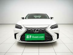 Lexus ES 200 Premium Edition - ფოტო 2