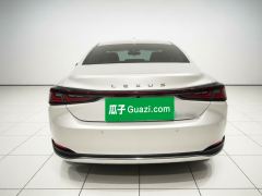 Lexus ES 200 Premium Edition - ფოტო 5