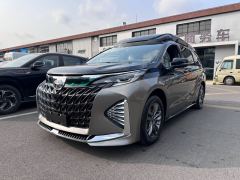 Toyota Sienna Dual-Engine 2.5L 4WD Prestige Edition - фото 1