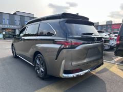 Toyota Sienna Dual-Engine 2.5L 4WD Prestige Edition - фото 14