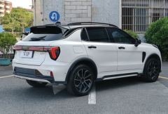 Lynk & Co 01 EM-F 1.5T 2WD Edition - ფოტო 9