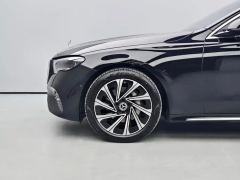 Mercedes-Benz E-Class E 300 L Luxury - photo 3