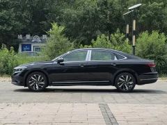 Volkswagen Passat Distinguished Edition 330TSI Elite Edition - ფოტო 12