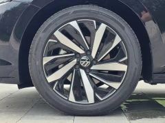 Volkswagen Passat Distinguished Edition 330TSI Elite Edition - ფოტო 13