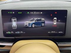 Voyah Avatr Dream Car PHEV AWD Flagship Qiankun Edition - photo 9