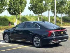 FAW Hongqi H5 Red Flag H5 2.0T Automatic Smart Connected Flag Enjoy Edition - ფოტო 9