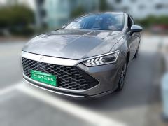 BYD Qin PLUS DM-i Champion Edition 1.5L 55km Elite Edition - ფოტო 1