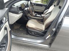 BYD Qin PLUS DM-i Champion Edition 1.5L 55km Elite Edition - ფოტო 11