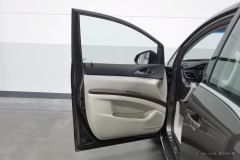 Buick GL8 Land Business Class 2.0T Comfort Edition 7-seater - фото 11