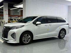 Toyota Sienna 2.5L Hybrid Comfort Edition - photo 1
