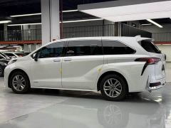Toyota Sienna 2.5L Hybrid Comfort Edition - photo 15