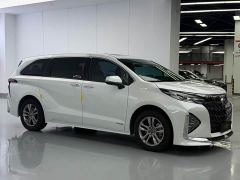 Toyota Sienna 2.5L Hybrid Comfort Edition - photo 3