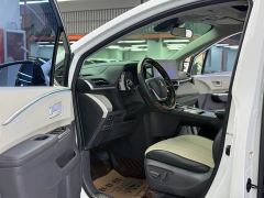 Toyota Sienna 2.5L Hybrid Comfort Edition - photo 7