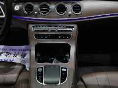 Mercedes-Benz E-Class E 260 L - photo 10