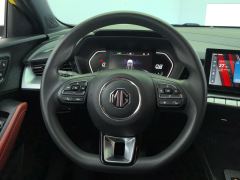 MG5 Facelift 1.8L DVVT CVT Youth Luxury Edition - фото 18