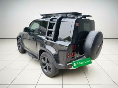 Land Rover Defender 90 2.0T P300 Tiger Ambition Edition - photo 4