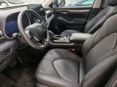 Toyota Highlander Dual-Engine 2.5L RWD Luxury Edition 7-seater - фото 4