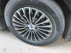 Denza D9 DM-i 1.5T 180km 4WD Flagship Edition 7-seater - фото 8