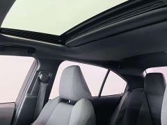 Toyota Corolla 1.8L CVT Luxury - фото 14