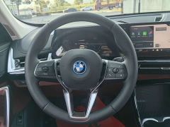 BMW iX1 eDrive25L M Sport Package - ფოტო 11