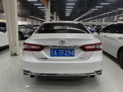 Toyota Camry 2.0G Luxury Edition - фото 8