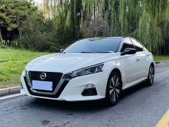 Nissan Teana 2.0L XL Comfort - ფოტო 1