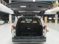 Toyota Sienna 2.5L Hybrid AWD Premium - photo 18