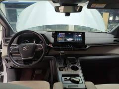 Toyota Sienna 2.5L Hybrid AWD Premium - photo 9