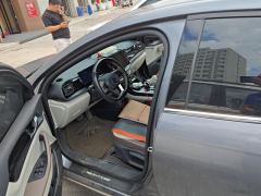 BYD Qin PLUS DM-i Champion Edition 1.5L 55km Leading Edition - ფოტო 14