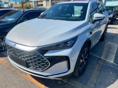 BYD Tang DM-i 1.5T 115km Flagship - фото 1