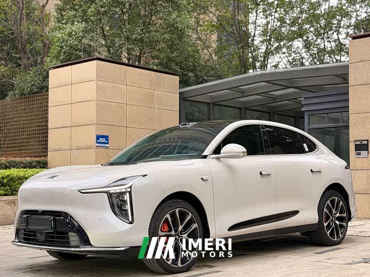 IM Motors Zhiji LS6 Extended Range 66 Max - car from China