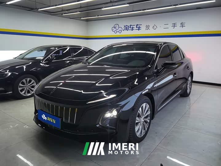 FAW Hongqi E-QM5 610km PLUS - автомобиль из Китая