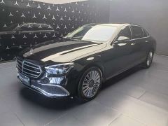 Mercedes-Benz E-Class E 300 L Fashion Edition - photo 1