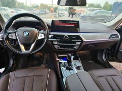 BMW 5 Series Facelift 530Li Leading Edition Luxury Package - ფოტო 10