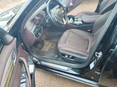 BMW 5 Series Facelift 530Li Leading Edition Luxury Package - ფოტო 17