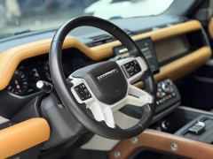 Land Rover Defender 110 3.0T P400 Dark Edition - ფოტო 5